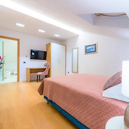 Villa Luxurious With Private Sea Access -dubrovnik *