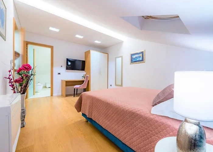 Villa Luxurious With Private Sea Access -dubrovnik *