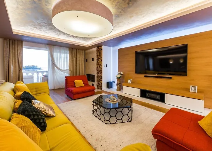 Luxurious With Private Sea Access -dubrovnik Villa